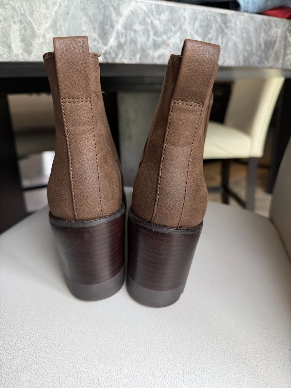 Crown Vintage Brown Chelsea Wedge Ankle Boots Women’s Size 6.5 Lug Sole Comfort - Picture 4 of 8